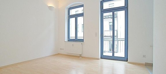 Studio in Dresden, Germany No. 41892 5