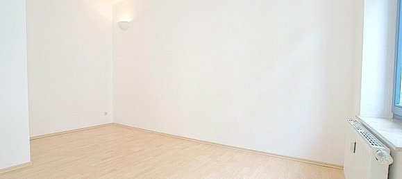 Studio in Dresden, Germany No. 41892 6