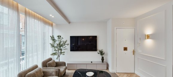 3 bedrooms Apartment in Madrid, Spain No. 92793 2