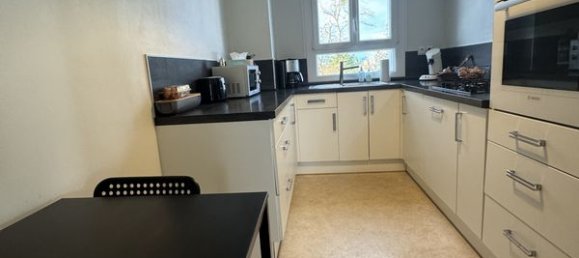 2 bedrooms Apartment in Saint-Avertin, France No. 158769 12