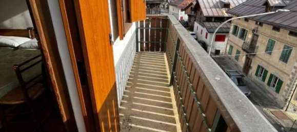 5 rooms Apartment in San Pietro di Cadore, Italy No. 90669 11