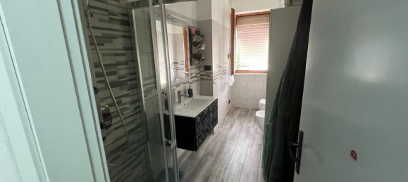 5 bedrooms Apartment in Massa, Italy No. 364667 14