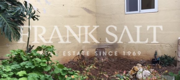 2 bedrooms Maisonette in Victoria, Malta No. 5613 6