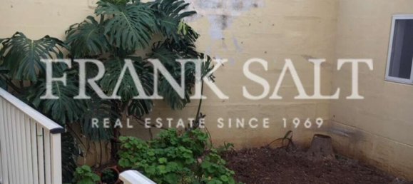 2 bedrooms Maisonette in Victoria, Malta No. 5613 4