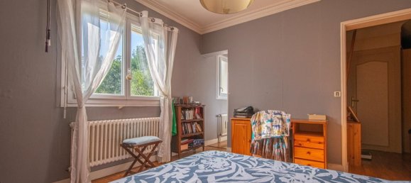 5 bedrooms House in Merignac, France No. 288041 7