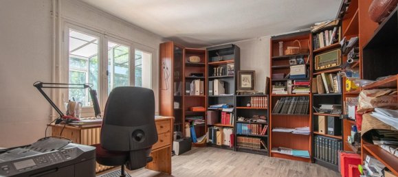 5 bedrooms House in Merignac, France No. 288041 11