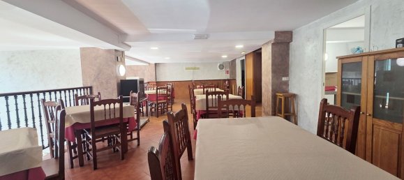 Propiedad comercial en Gijón, Spain 313 m² No. 149769 49