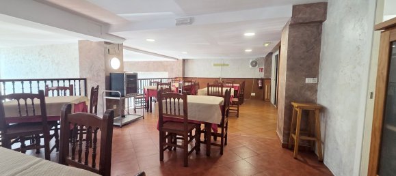 Propiedad comercial en Gijón, Spain 313 m² No. 149769 45