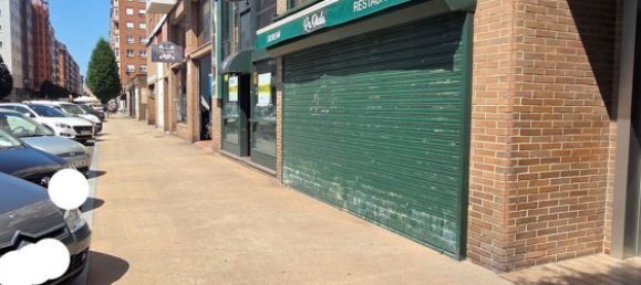 Propiedad comercial en Gijón, Spain 313 m² No. 149769 41