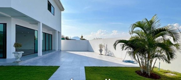 4 bedrooms Villa in Cha-am, Thailand No. 13901 9