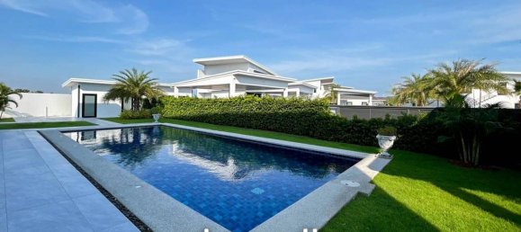 4 bedrooms Villa in Cha-am, Thailand No. 13901 5