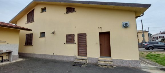 4-Zimmer Doppelhaus in Ponte Buggianese, Italy, Nr. 289361 2