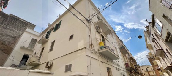 Apartamento de 3 habitaciónes en Matera, Italy No. 24180 2