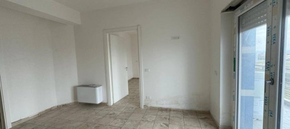 4 rooms Apartment in Lamezia Terme, Italy No. 35250 5