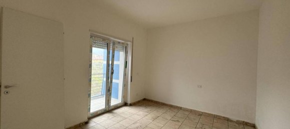 4 rooms Apartment in Lamezia Terme, Italy No. 35250 3