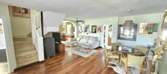 3 bedrooms Townhouse in Marbella, Spain No. 183027 3