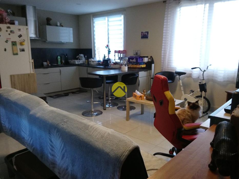 1 غرف نوم شقة في Saint-Amand-Montrond, France رقم 47975