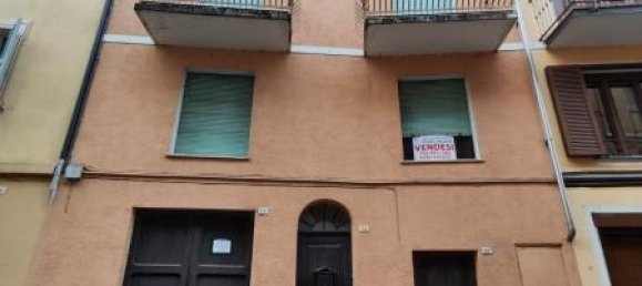 Дом с 5 комнатами в Гарессио, Италия № 231059 15