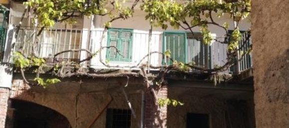 Дом с 5 комнатами в Гарессио, Италия № 231059 2