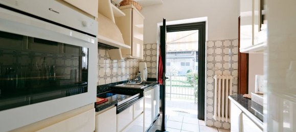 Dúplex de 3 habitaciónes en Lissone, Italy No. 220871 8