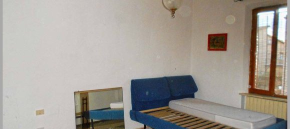 4 bedrooms Apartment in Asciano, Italy No. 370688 2