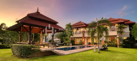 Дом с 4 спальнями в Пхукет, Таиланд № 60244 3