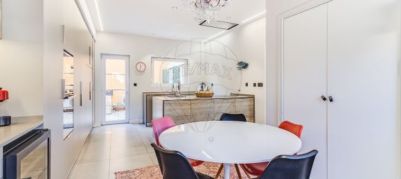 5 bedrooms Villa in Sintra, Portugal No. 48127 9