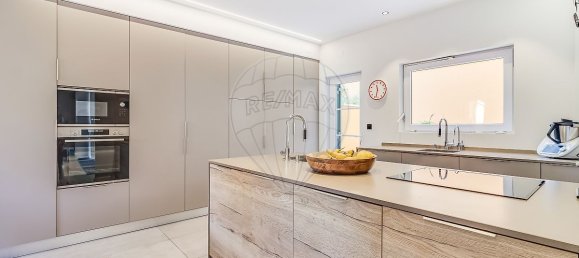 5 bedrooms Villa in Sintra, Portugal No. 48127 7