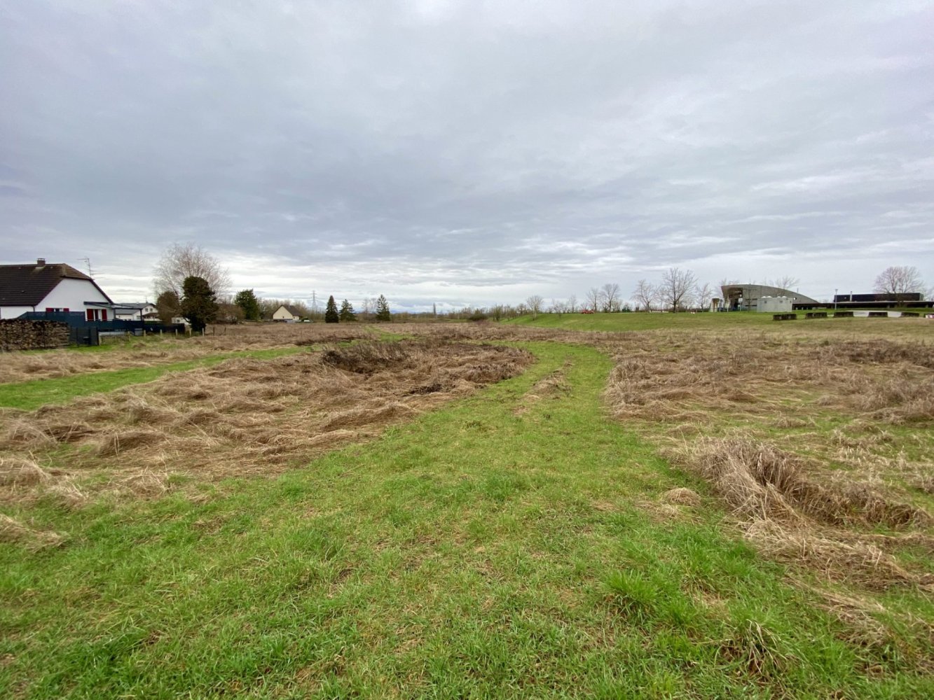 480m² Land in Niffer, France No. 70924
