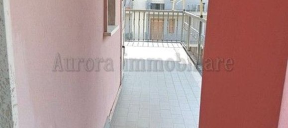 2 Schlafzimmer Wohnung in Borghetto Santo Spirito, Italy, Nr. 363131 6