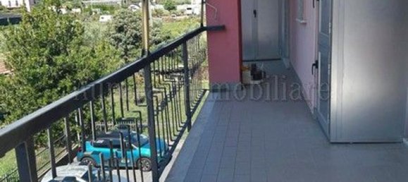 2 Schlafzimmer Wohnung in Borghetto Santo Spirito, Italy, Nr. 363131 4