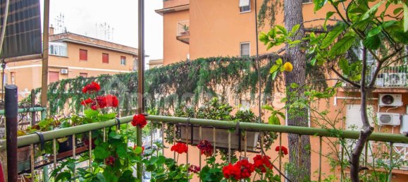 3 bedrooms Apartment in Rome, Italy No. 307682 27