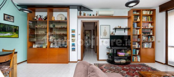 3 bedrooms Apartment in Truccazzano, Italy No. 319941 4