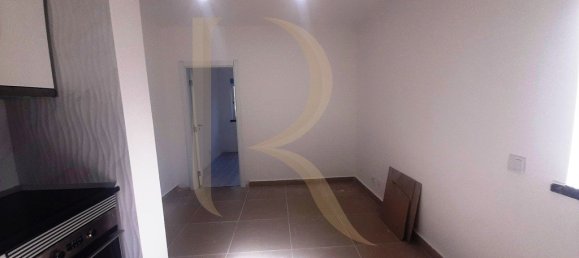 1 bedroom House in Seixal, Portugal No. 29844 3
