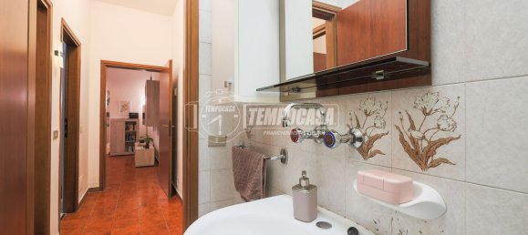 2 bedrooms Apartment in Lugo, Italy No. 79662 8