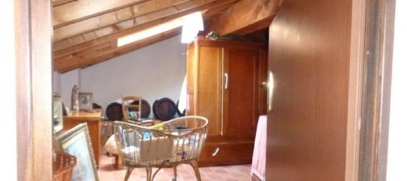 5 rooms House in Maranello, Italy No. 80121 2