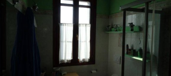 5 rooms House in Maranello, Italy No. 80121 15