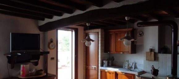 5 rooms House in Maranello, Italy No. 80121 6