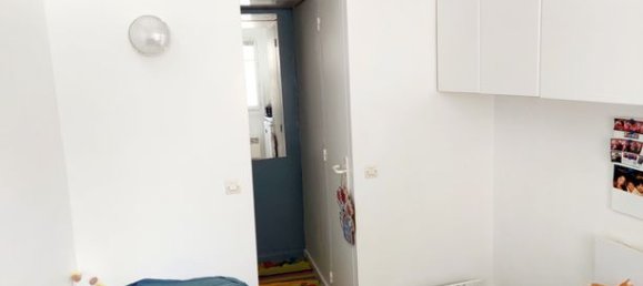 1 bedroom Apartment in Paris, France No. 314840 2