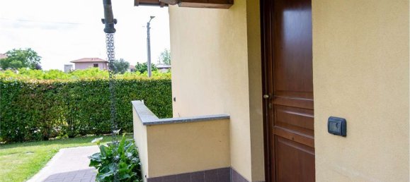 Villa de 7 divisões em Albizzate, Italy N.º 69126 35