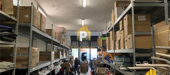 Armazém de 1 divisão em Rome, Italy N.º 358651 9