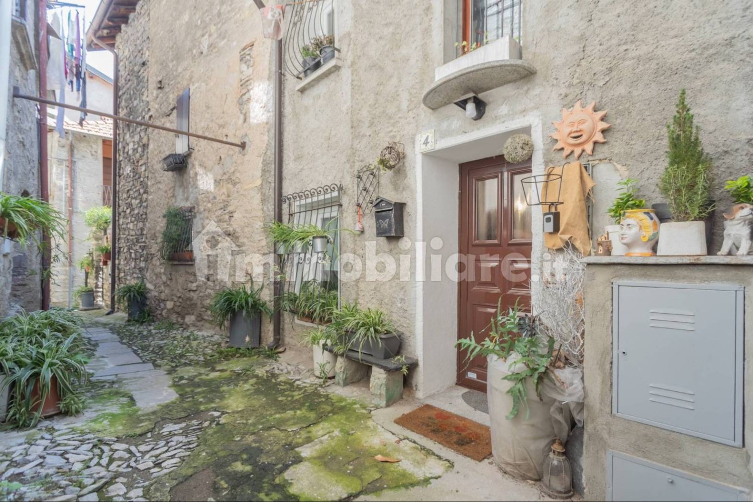 1 bedroom House in Carate Urio, Italy No. 318032