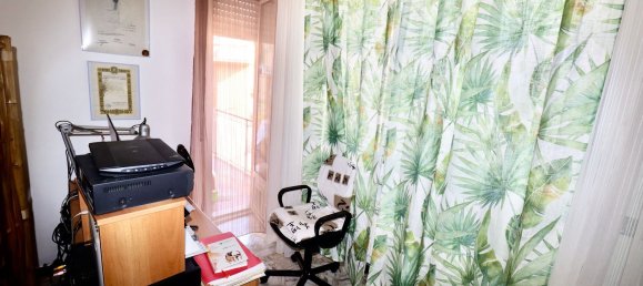 4 bedrooms Apartment in Genoa, Italy No. 374649 6