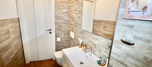 4 bedrooms Apartment in Genoa, Italy No. 374649 26