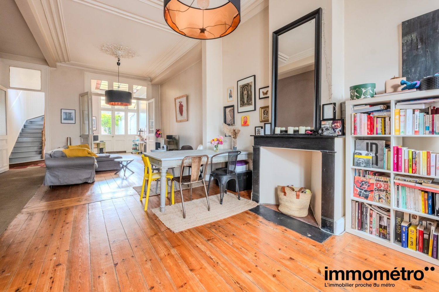 5 bedrooms House in Roubaix, France No. 256822