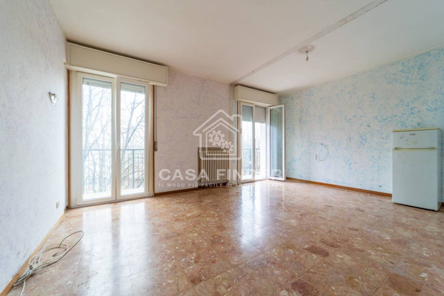3 bedrooms Apartment in Parma, Italy No. 94245
