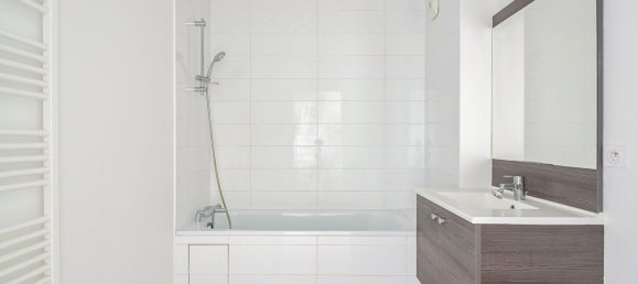 Квартира с 3 спальнями в Безон, Франция № 174804 6