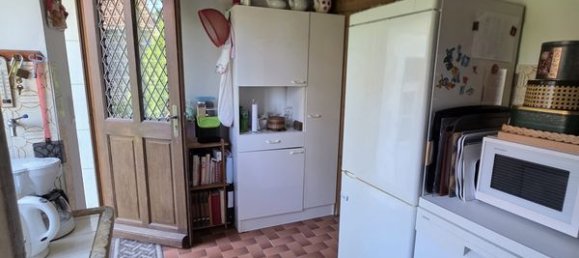 8 bedrooms House in Yonne, France No. 339787 5