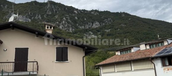 Дом с 1 спальней в Боттичино, Италия № 337481 4