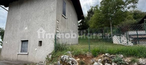 Дом с 1 спальней в Боттичино, Италия № 337481 5